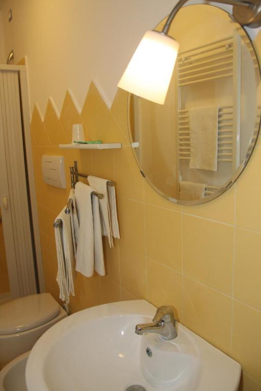 Hotel La Congiura Dei Baroni Teggiano Oda fotoğraf