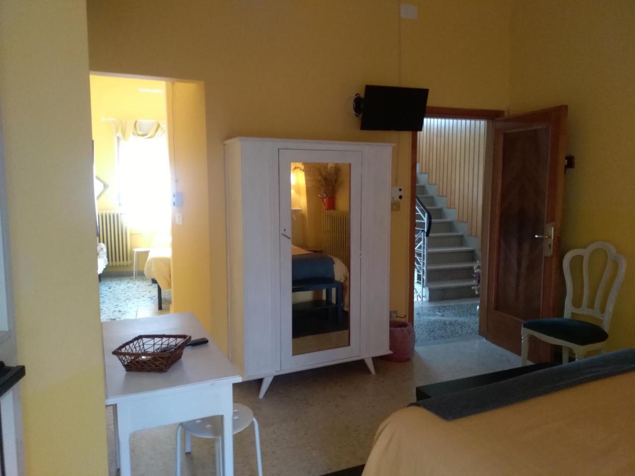 Hotel La Congiura Dei Baroni Teggiano Dış mekan fotoğraf